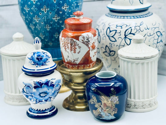 Vintage Ginger Jars, Chinoiserie Decor, Blue and White Decor, Grandmillenial Aesthetic