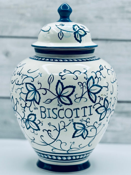 Vintage Lidded Chinese Blue and White Ginger Jar, Cookie Jar, Biscotti Jar, Large Ginger Jar, Grandmillenial Aesthetic