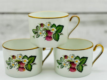 Strawberry Kitchen, Limoges Strawberry Teacups, Vintage Strawberry, Vintage Teatime, Vintage Teacups